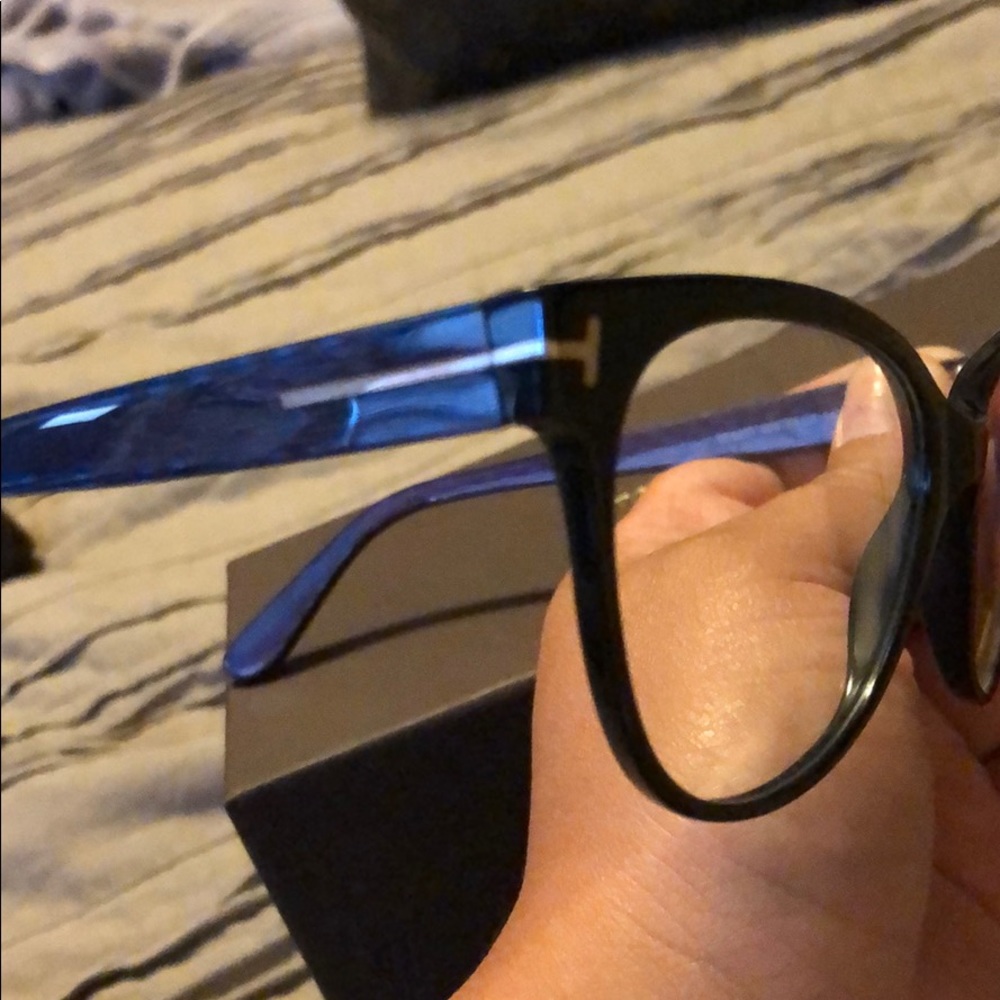 Eyeglasses - Picture 7 of 7
